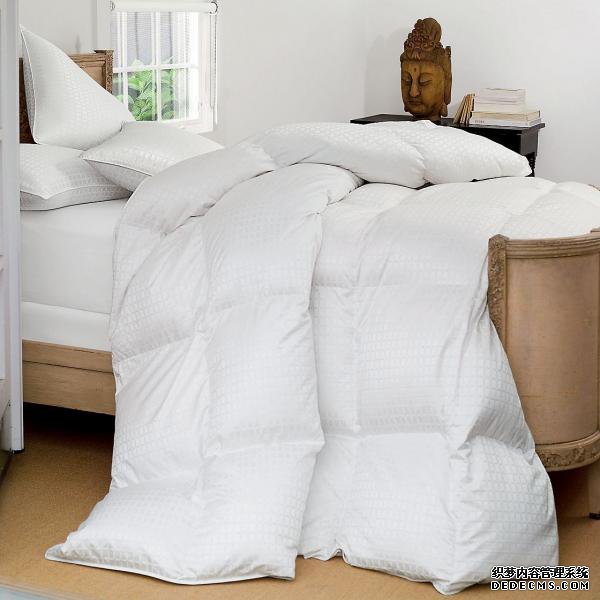 Cheap Grid Embossing Cotton Duck Down Feather Quilt / Luxurious Washed Thick Comforter for sale